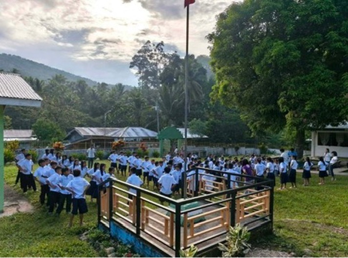 Supporting Quinomay School